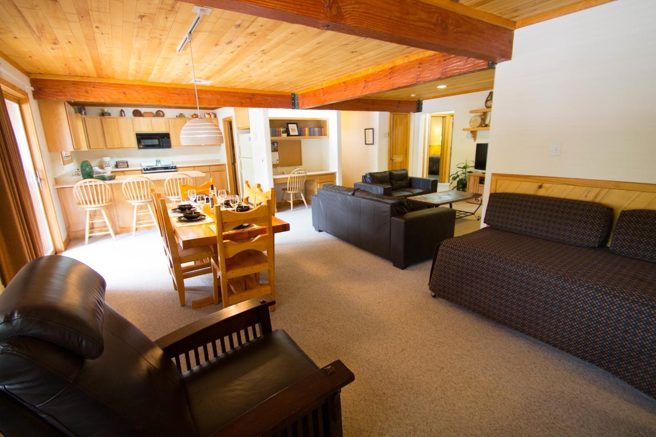 Sitzmark Sports Lodge Red River Exteriér fotografie